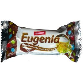 Eugenia - Dobrogea - Biscuiti cu multa crema de lapte si vanilie